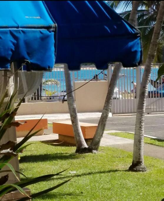 1St Floor, A/C Everywhere, Balcony With Beach View In Luquillo Esterno foto